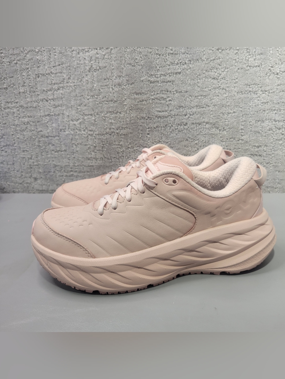 Hoka One One Bondi SR Women's Size US 9 Peach Whip Leather Athletic Sneakers